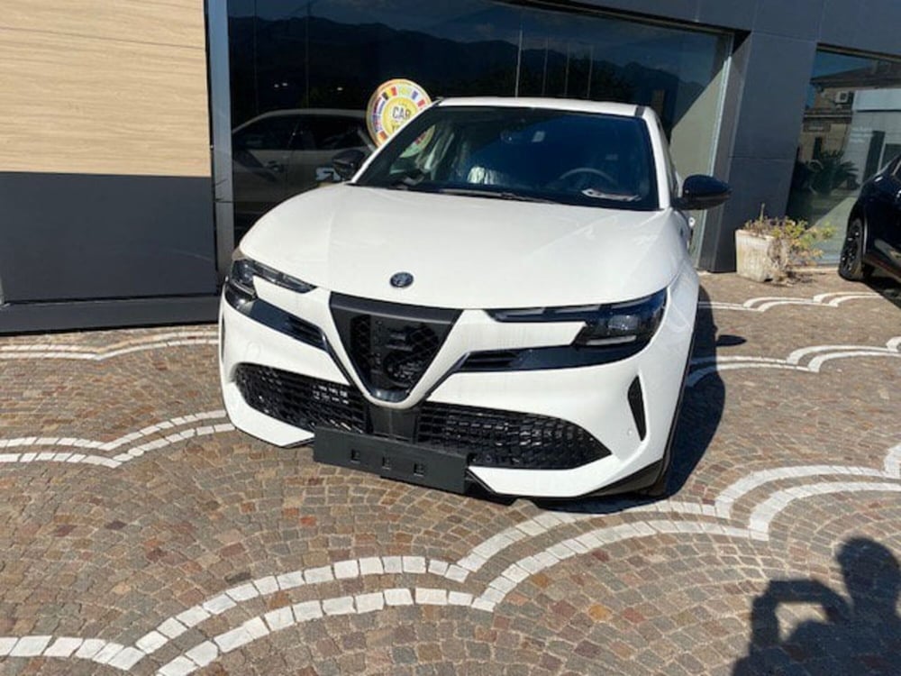 Alfa Romeo Junior nuova a Benevento (4)