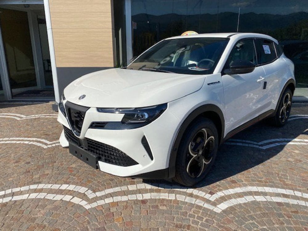 Alfa Romeo Junior nuova a Benevento (5)