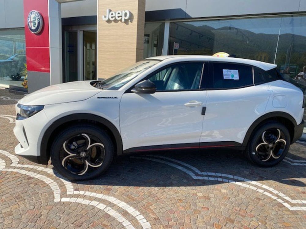 Alfa Romeo Junior nuova a Benevento (7)