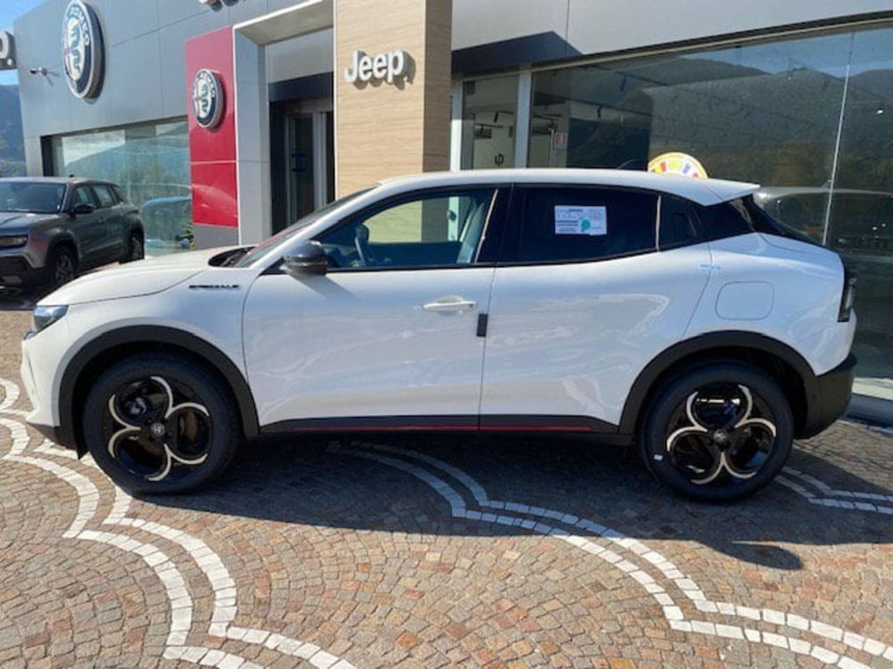 Alfa Romeo Junior nuova a Benevento (8)