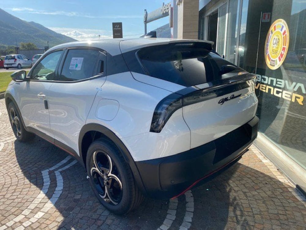 Alfa Romeo Junior nuova a Benevento (9)