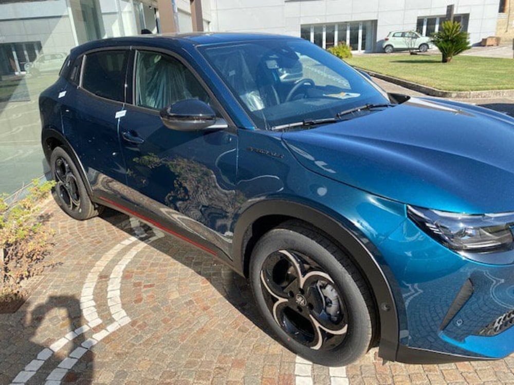 Alfa Romeo Junior nuova a Benevento (11)