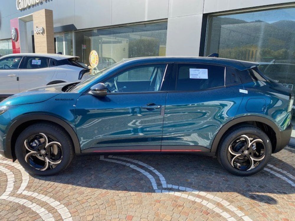 Alfa Romeo Junior nuova a Benevento (5)