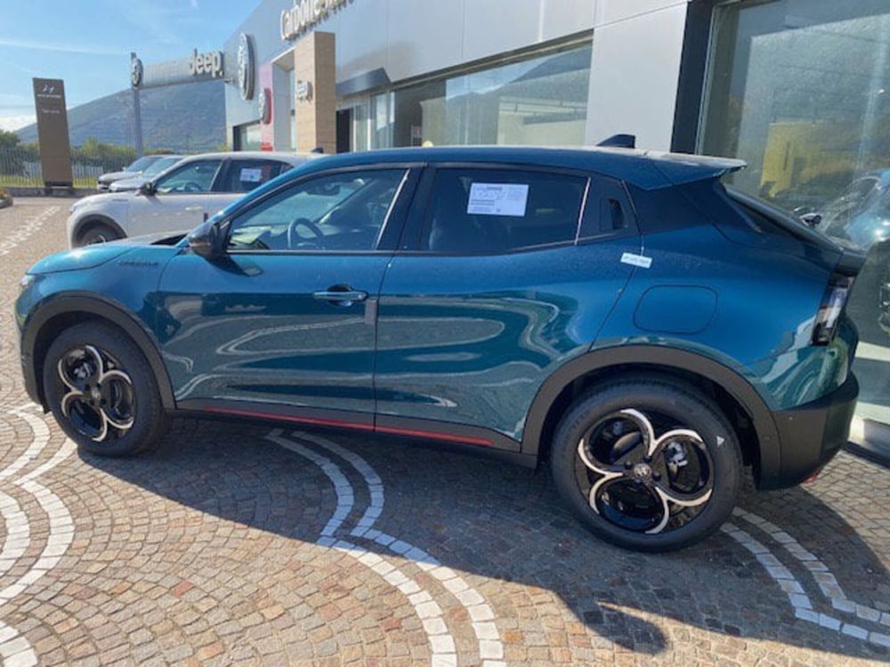 Alfa Romeo Junior nuova a Benevento (6)