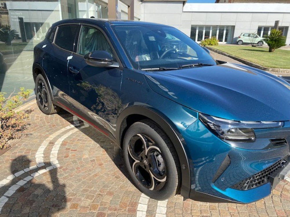 Alfa Romeo Junior nuova a Benevento (9)
