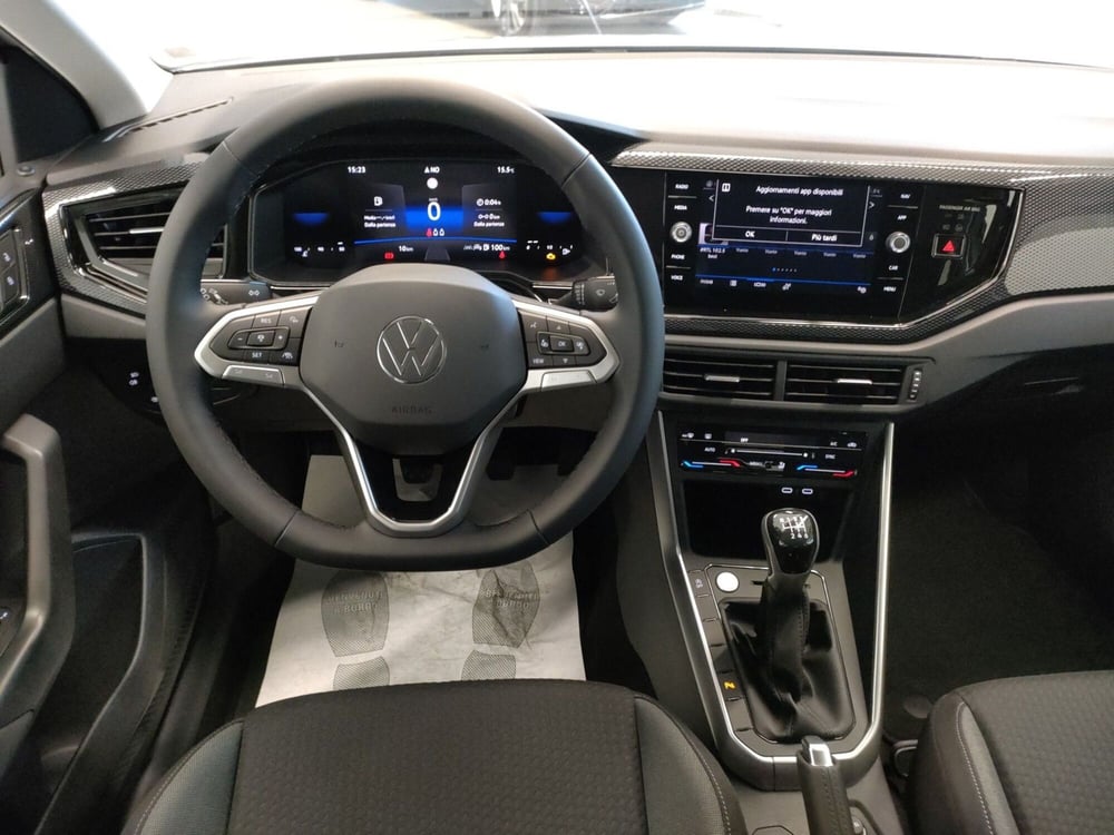 Volkswagen Taigo nuova a Bologna (17)