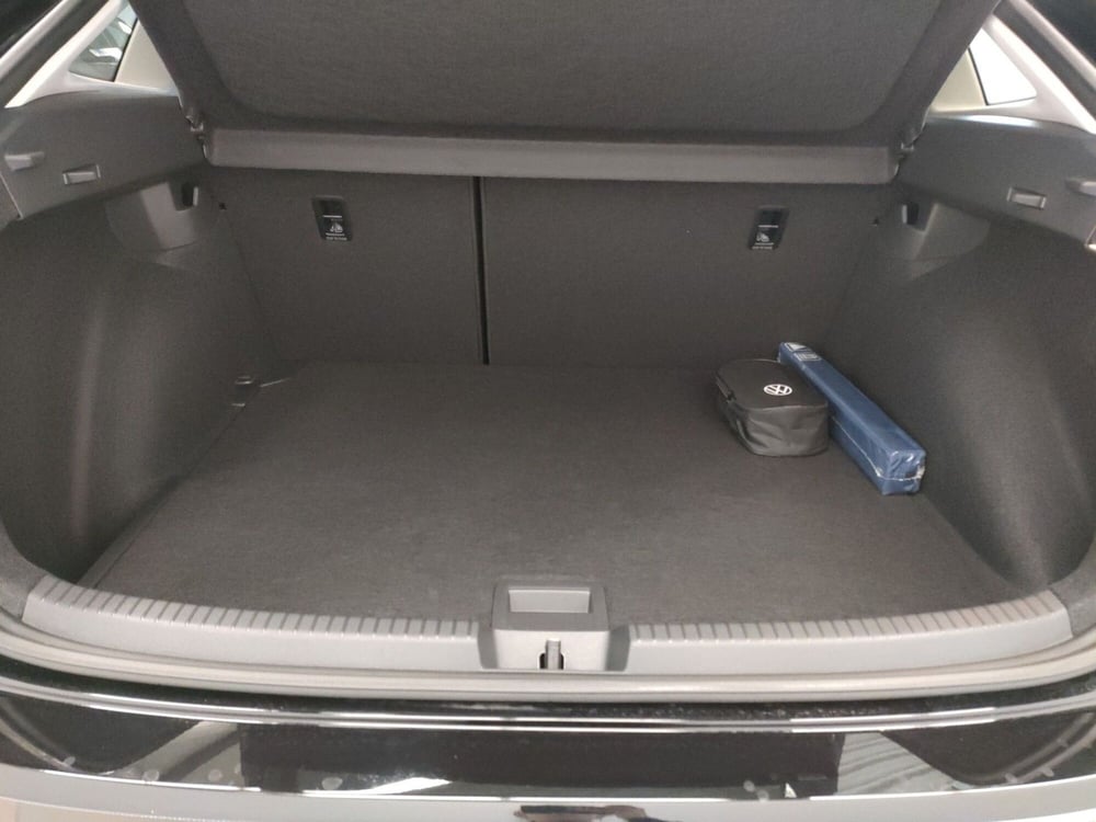 Volkswagen Taigo nuova a Bologna (18)