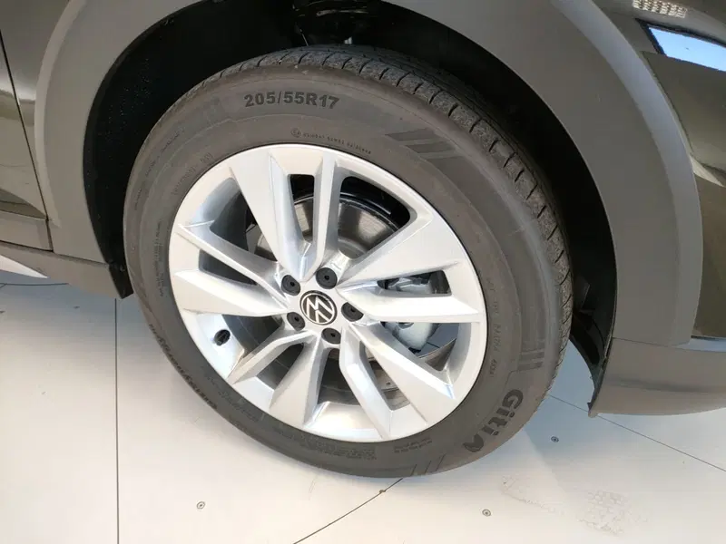 Volkswagen Taigo nuova a Bologna (7)