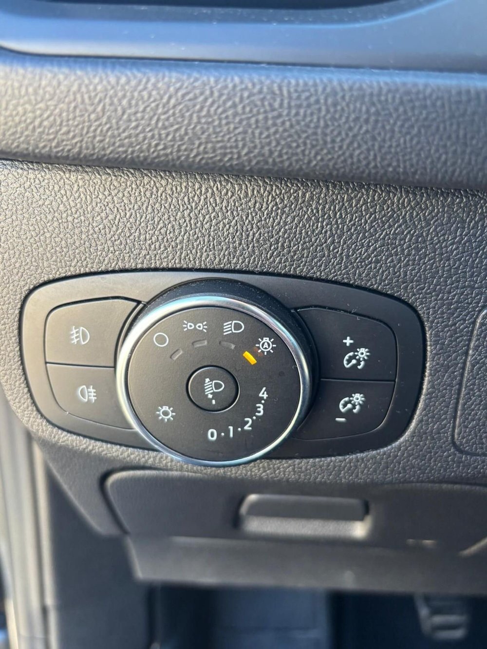 Ford Focus Station Wagon usata a Frosinone (19)