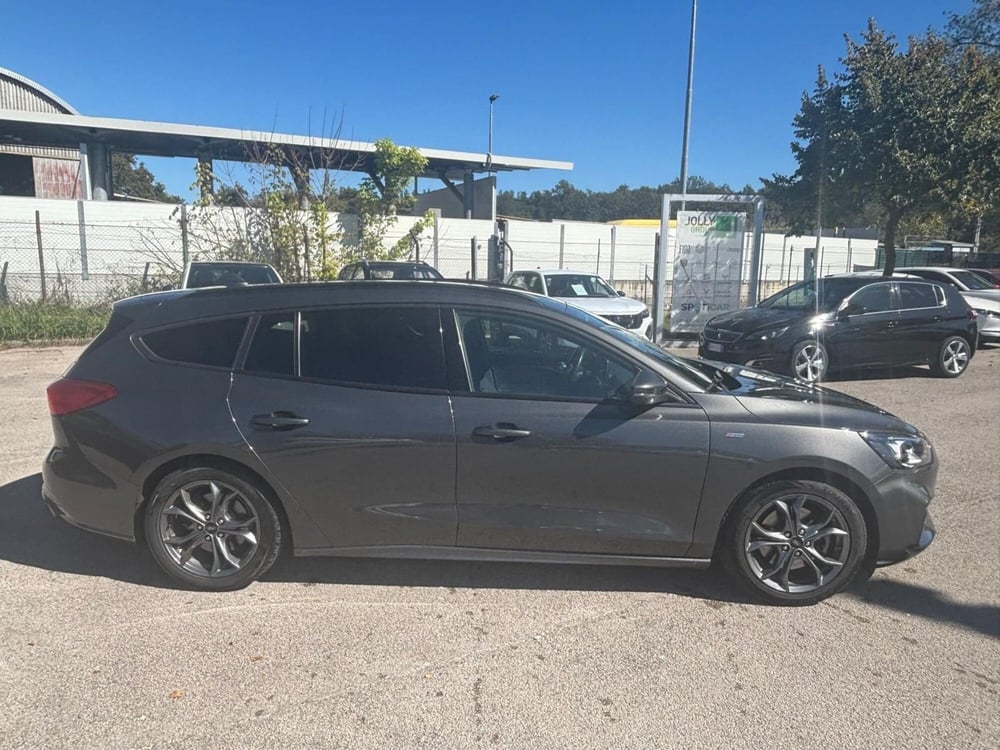 Ford Focus Station Wagon usata a Frosinone (5)