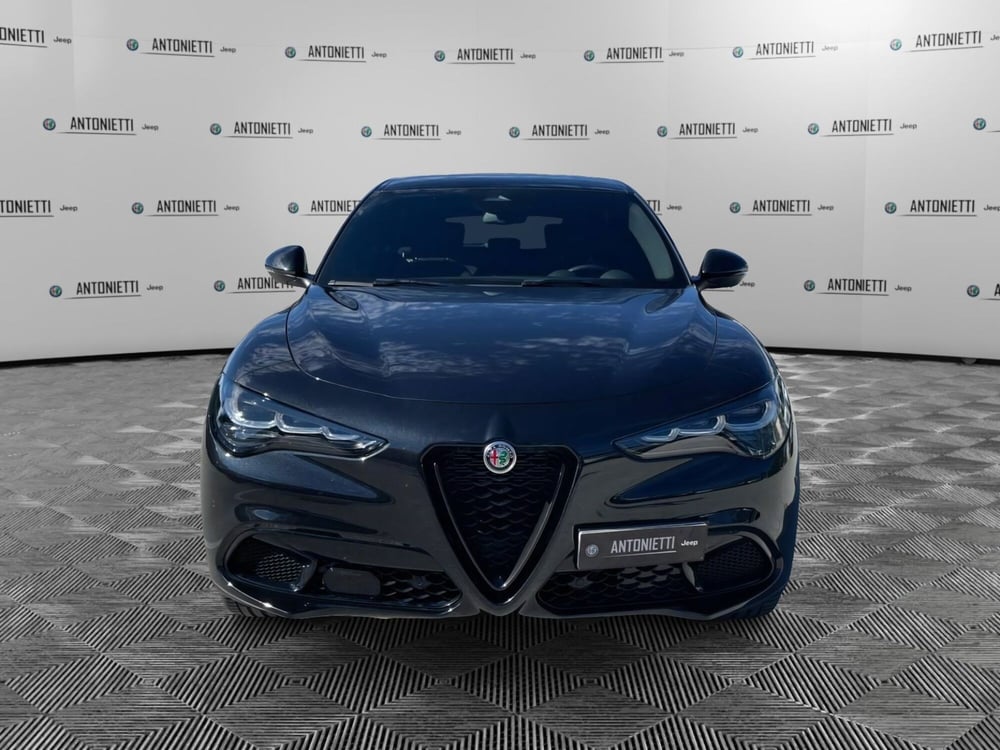 Alfa Romeo Stelvio usata a Ancona (2)