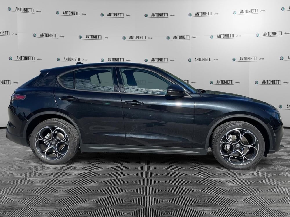 Alfa Romeo Stelvio usata a Ancona (4)