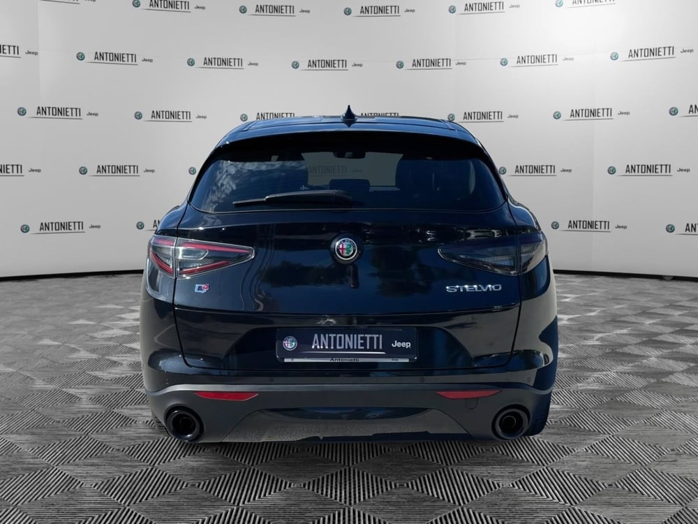 Alfa Romeo Stelvio usata a Ancona (6)
