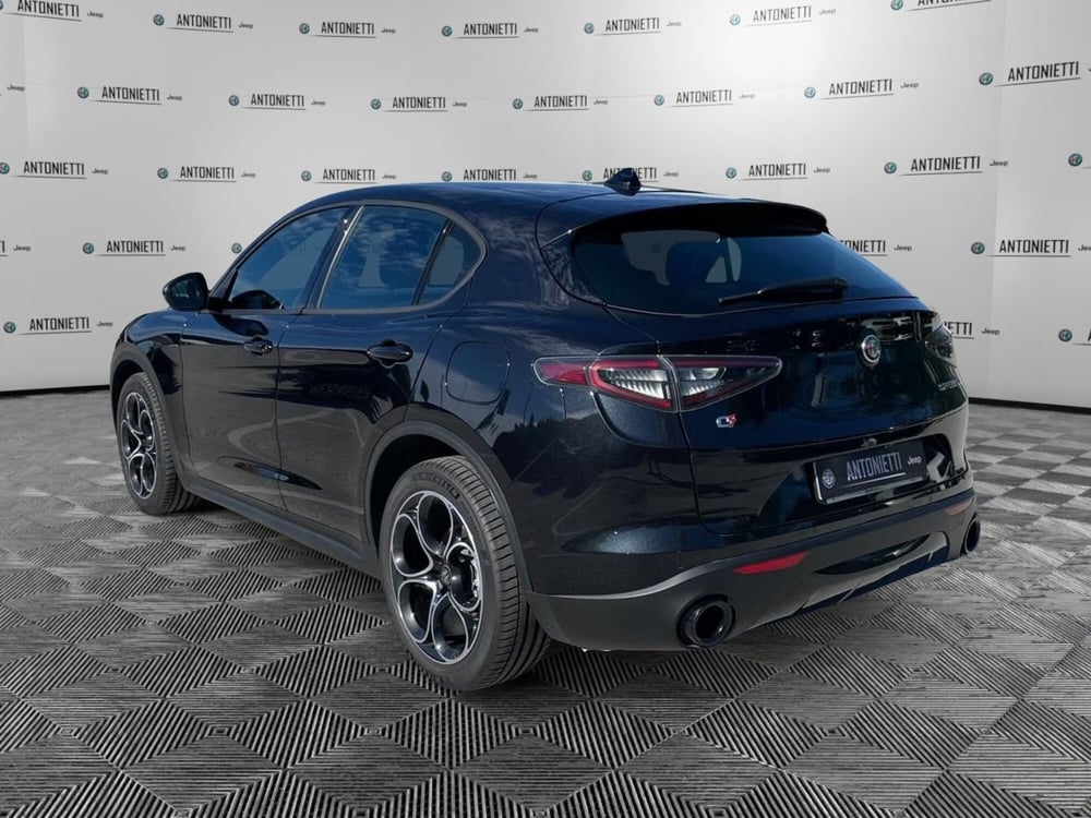 Alfa Romeo Stelvio usata a Ancona (7)