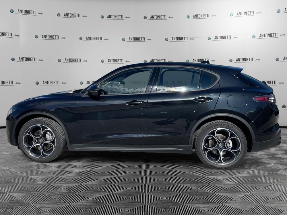 Alfa Romeo Stelvio usata a Ancona (8)