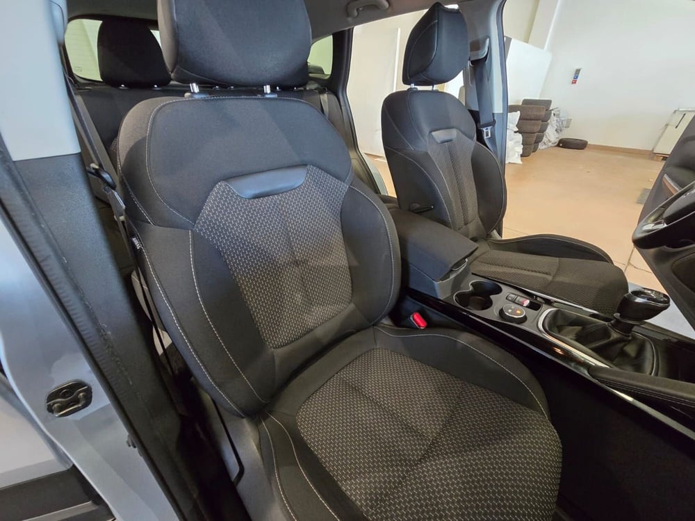 Renault Kadjar usata a Rimini (9)