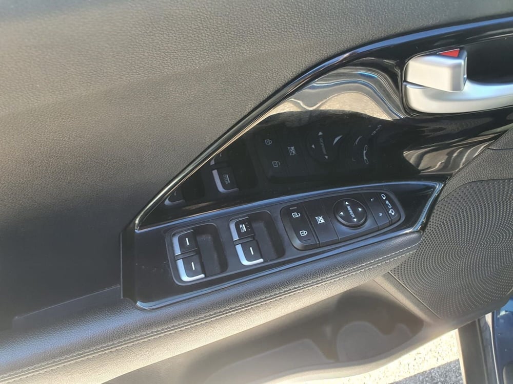 Kia Niro usata a Rimini (11)