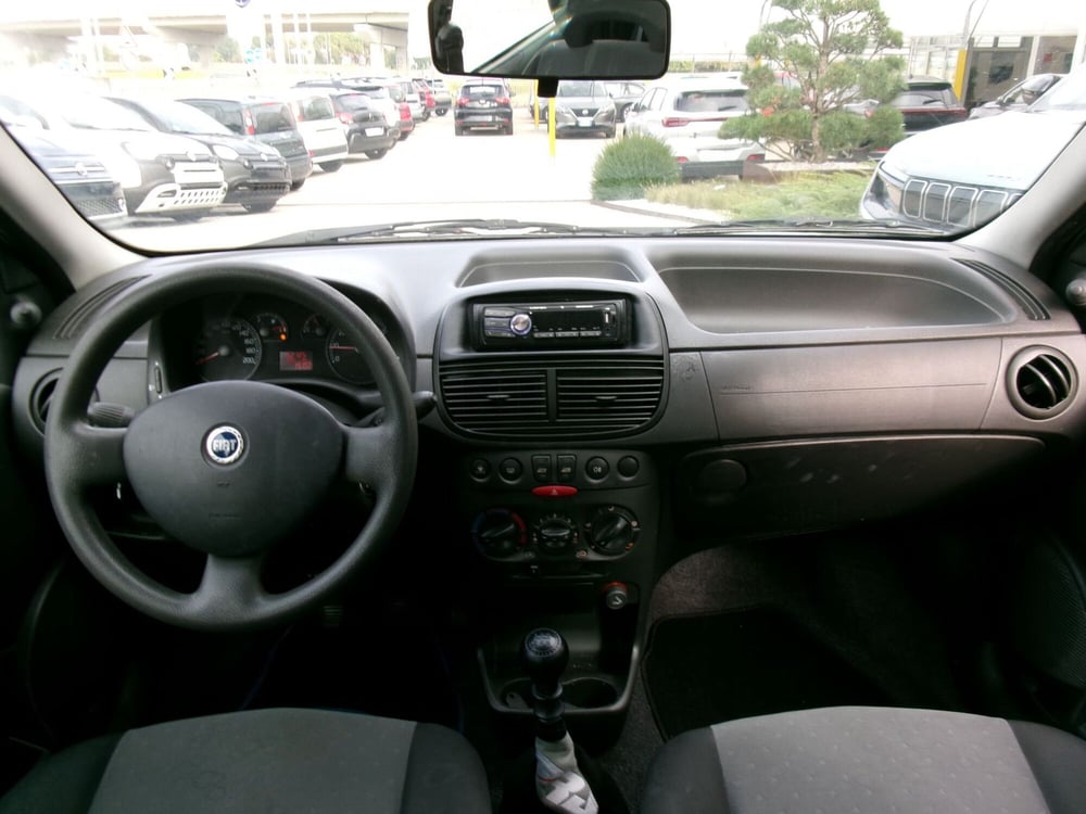 Fiat Punto usata a Venezia (9)