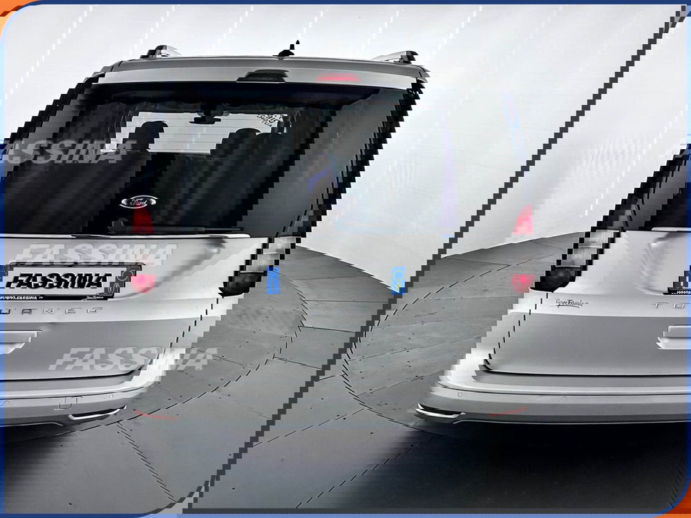 Ford Tourneo Connect usata a Milano (5)