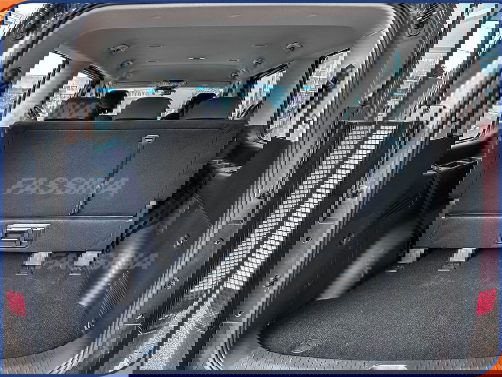 Hyundai Staria nuova a Milano (12)