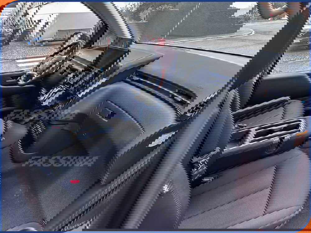 Hyundai Staria nuova a Milano (13)