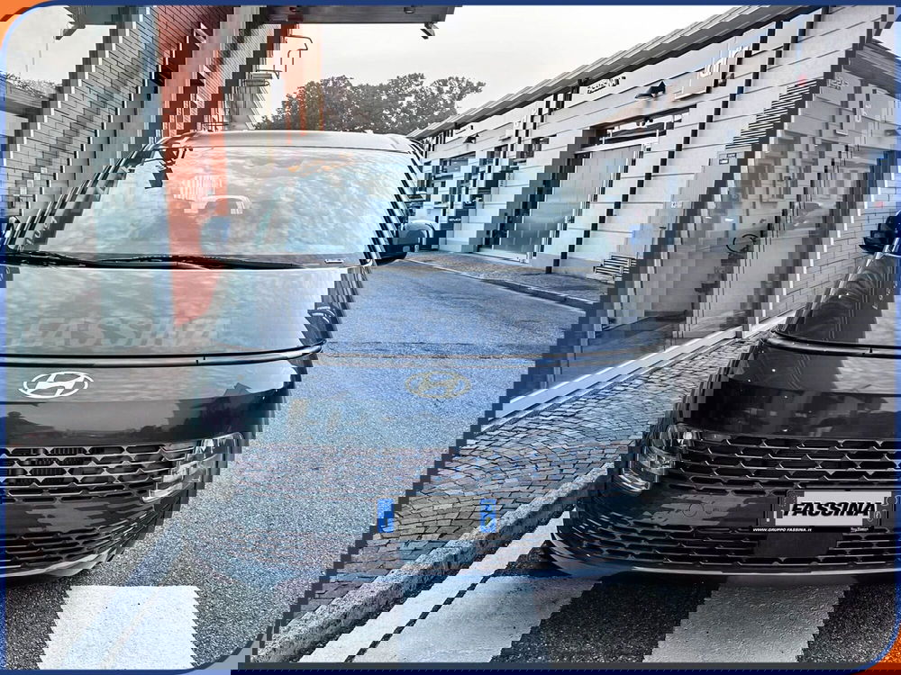 Hyundai Staria nuova a Milano (2)