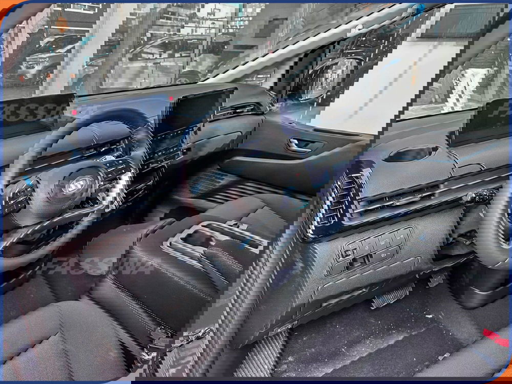 Hyundai Staria nuova a Milano (9)