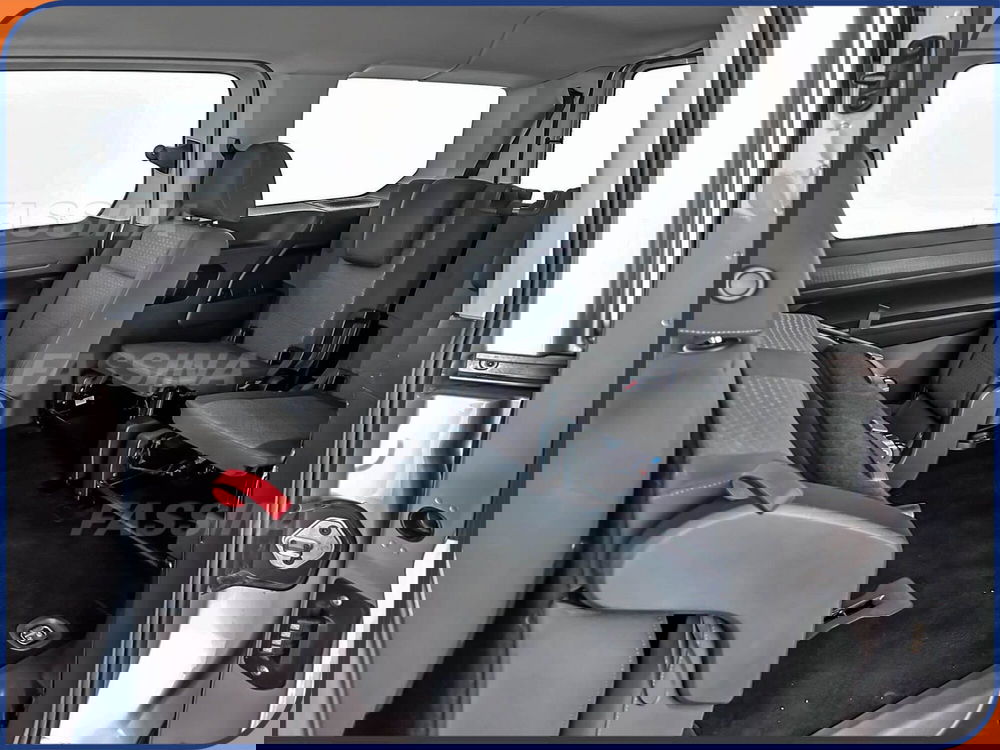 Ford Tourneo Connect usata a Milano (13)