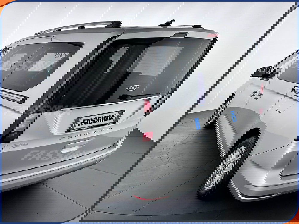Ford Tourneo Connect usata a Milano (4)