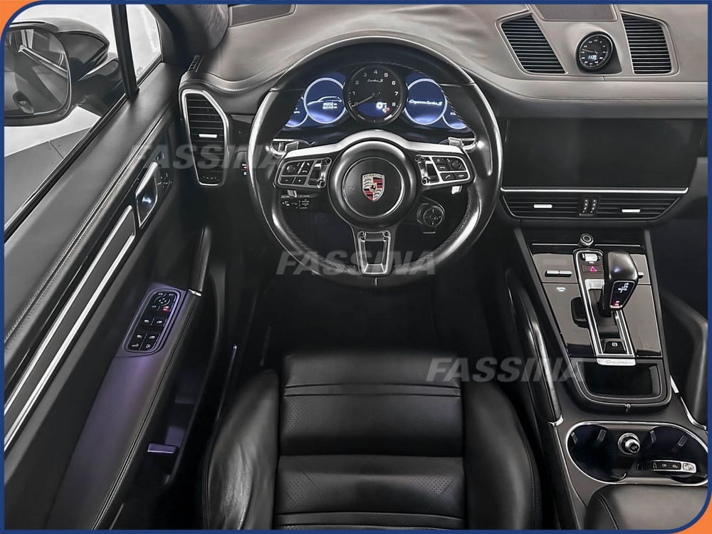 Porsche Cayenne usata a Milano (10)