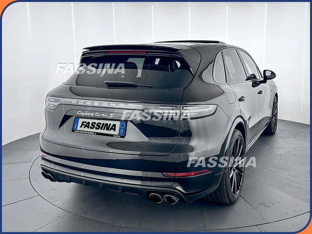 Porsche Cayenne usata a Milano (6)