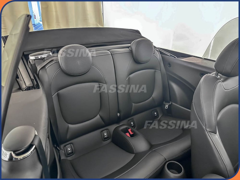MINI Mini Cabrio usata a Milano (11)