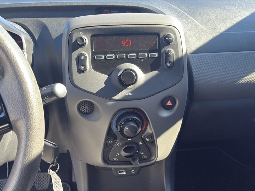 Peugeot 108 usata a Foggia (13)