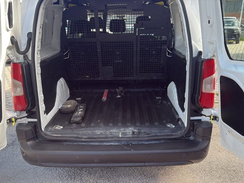 Peugeot Partner Furgone usata a Foggia (7)
