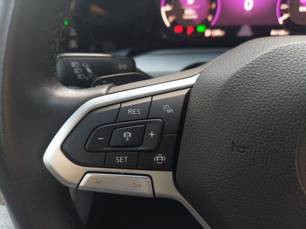 Volkswagen Golf usata a Bari (17)