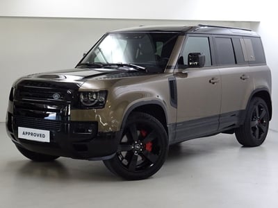Land Rover Defender 110 3.0 l6 400 CV AWD Auto X-Dynamic S del 2022 usata a Tavernerio