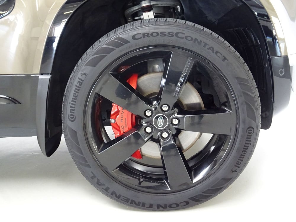 Land Rover Defender usata a Como (9)