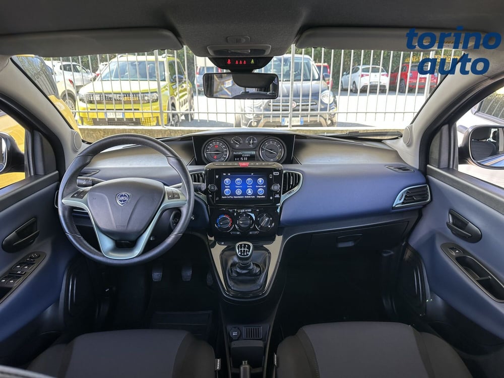Lancia Ypsilon usata a Torino (13)