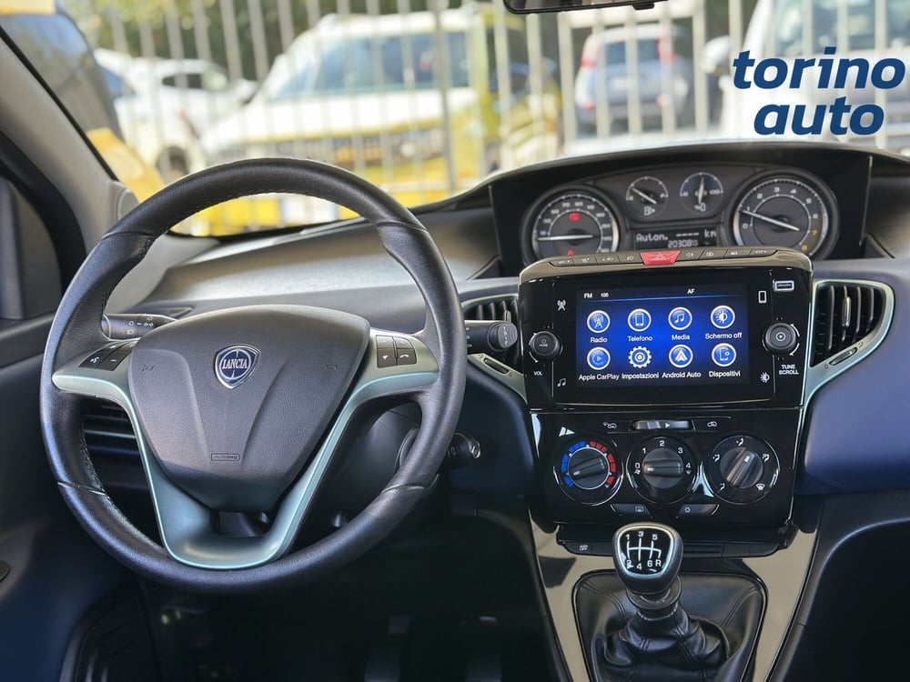 Lancia Ypsilon usata a Torino (15)
