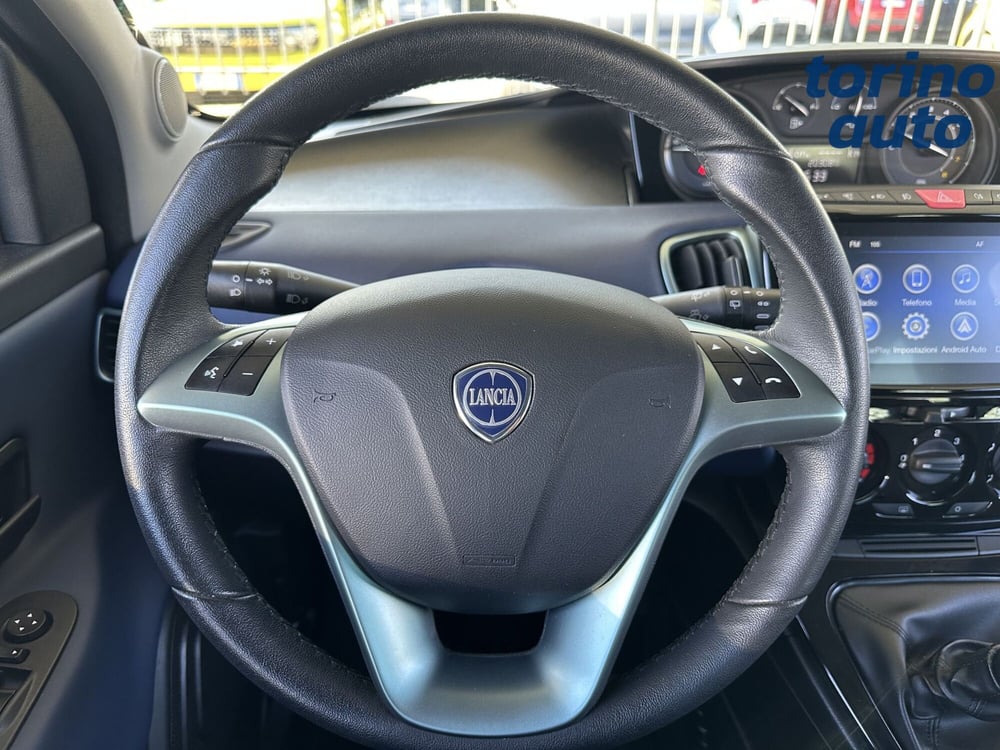 Lancia Ypsilon usata a Torino (16)