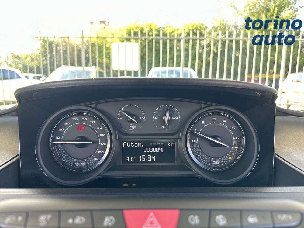 Lancia Ypsilon usata a Torino (19)