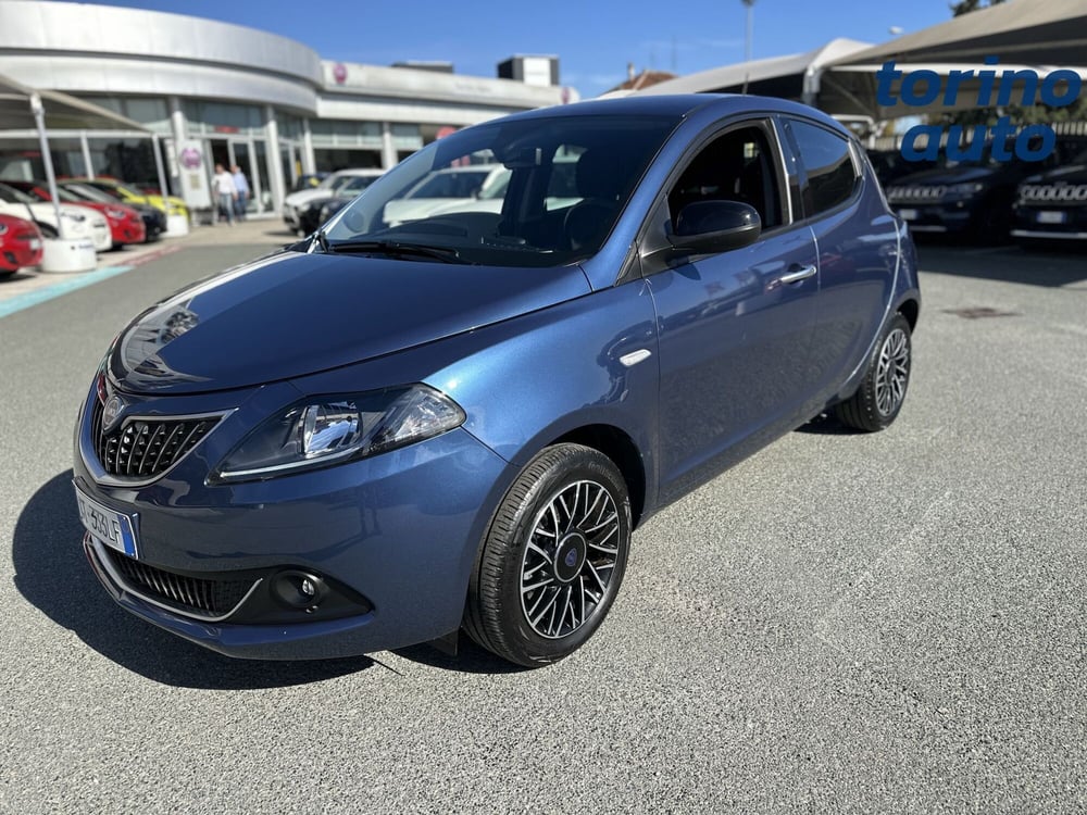 Lancia Ypsilon usata a Torino (3)
