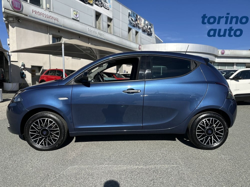 Lancia Ypsilon usata a Torino (4)
