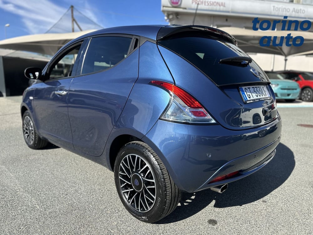 Lancia Ypsilon usata a Torino (5)