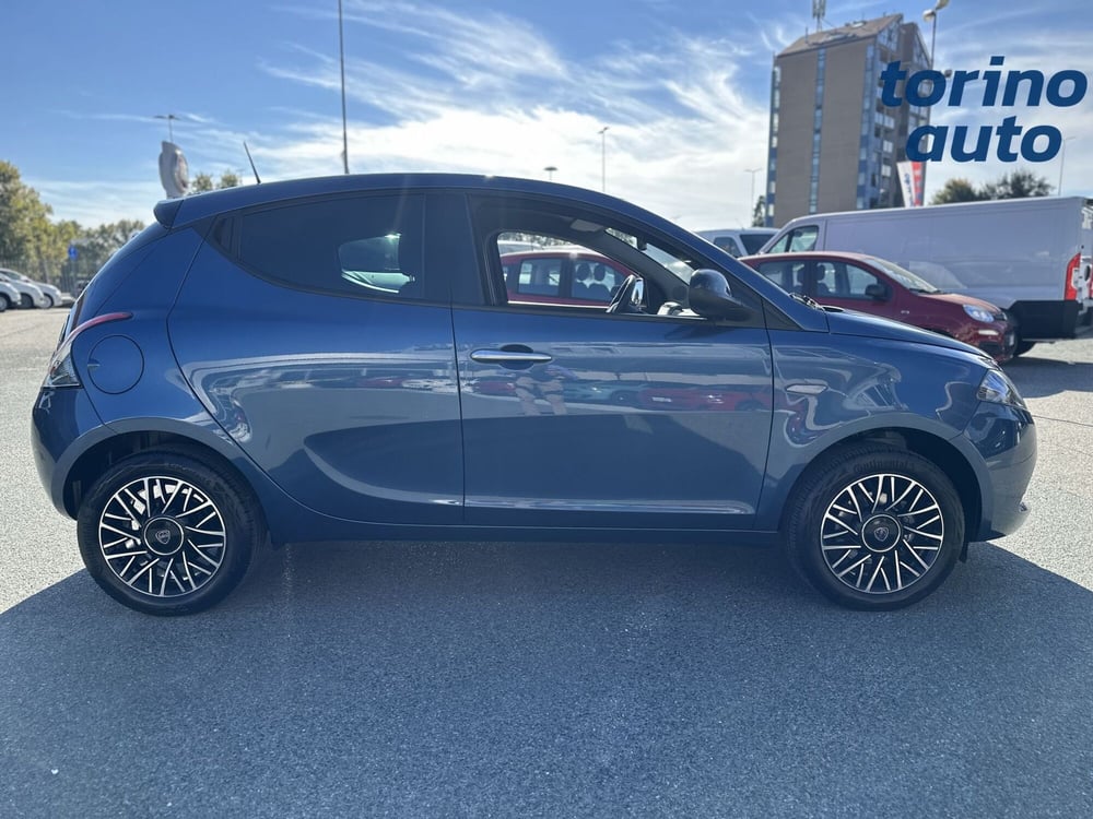 Lancia Ypsilon usata a Torino (8)