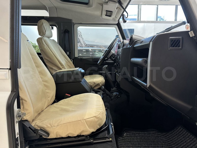 Land Rover Defender usata a Forlì-Cesena (9)