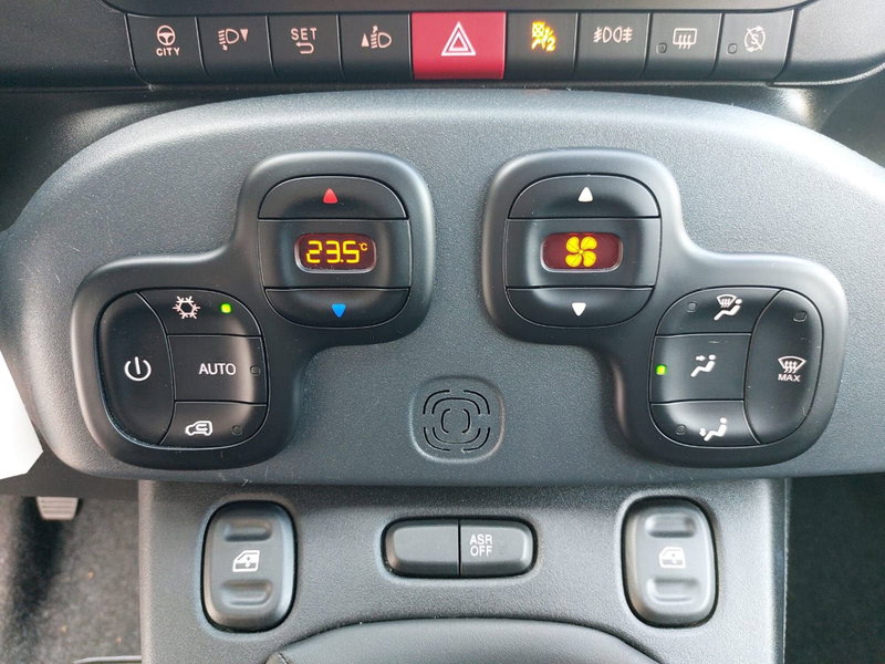 Fiat Panda Cross usata a Pavia (9)