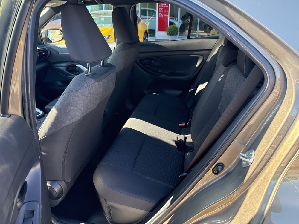 Toyota Yaris Cross nuova a Reggio Calabria (10)