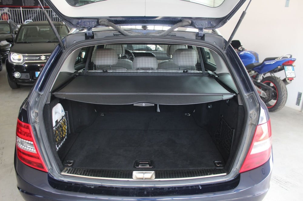 Mercedes-Benz Classe C Station Wagon usata a Terni (9)