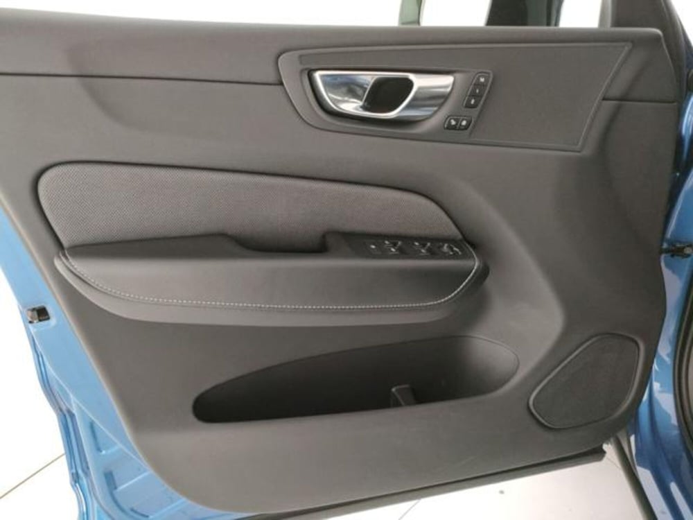 Volvo XC60 usata a Modena (12)
